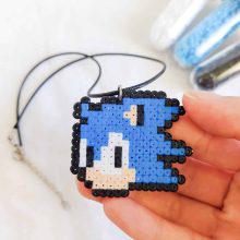 Colar Sonic pixel art hama beads